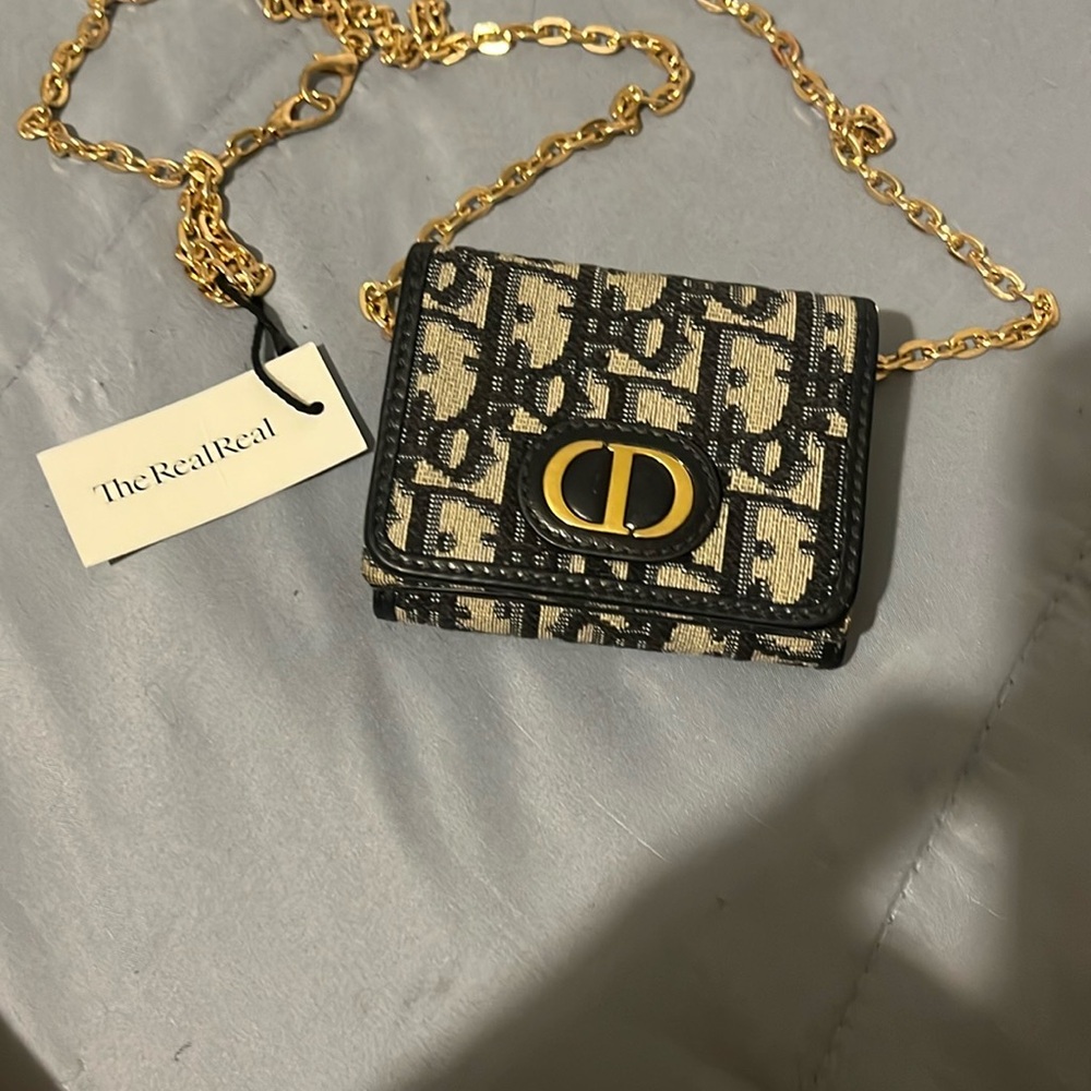 Christian Dior wallet with unnamed chain